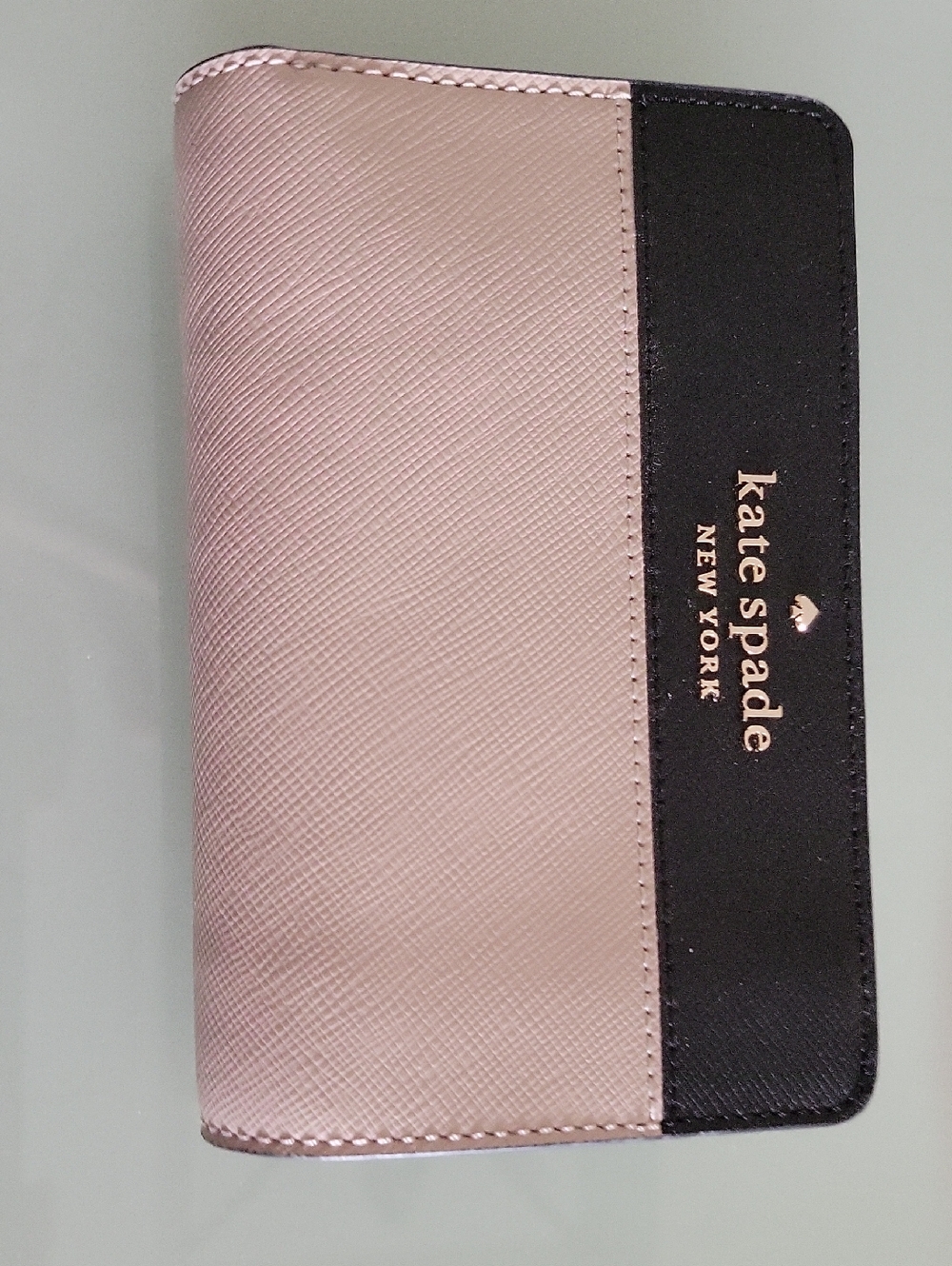 kate spade Medium Compact Bifold Wallet Warm Beige and Black Staci Wallet